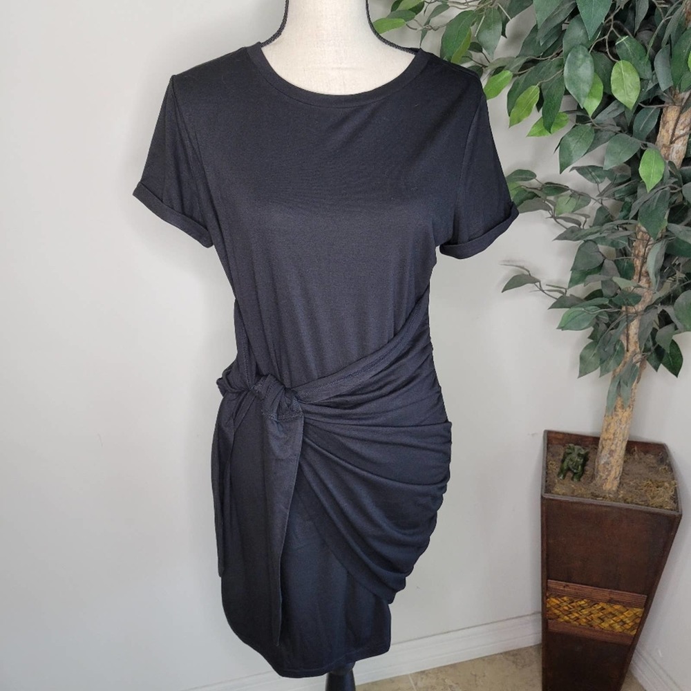 NEW Black Solid Round Neck Self Tie Bodycon Dress - Picture 6 of 10